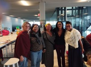 PLATAFORMA DE MULHERES DEBATE RESILIÊNCIA E EMPODERAMENTO FEMININO EM GANA